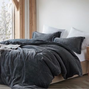 Coma Inducer Queen Comforter